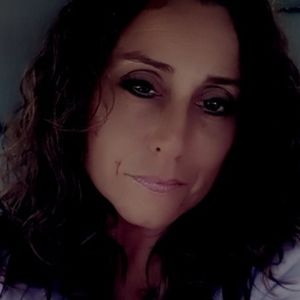 Meet your Posher, Carrie